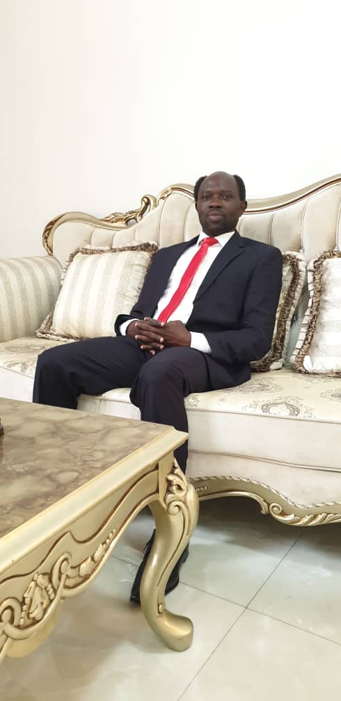 Interdiction des conférences de Mukwege à l’UNIKIS: « Ça fait quand même rire. C’est un acte qui sent le roussi et c’est la peur au ventre de la part des dirigeants congolais » (Paluku Kisaka Yereyere)
